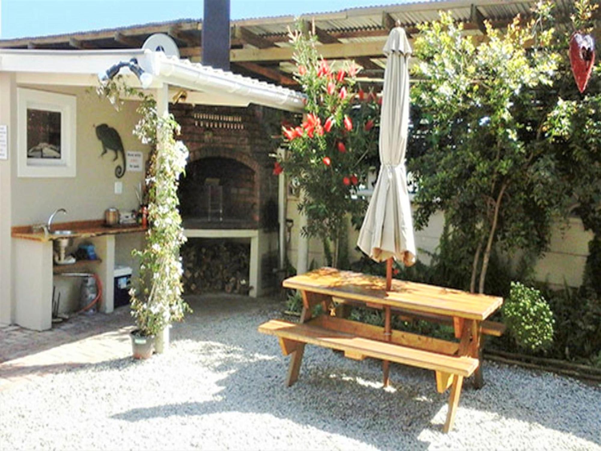 Keedols Inn&Backpackers Knysna Exterior foto