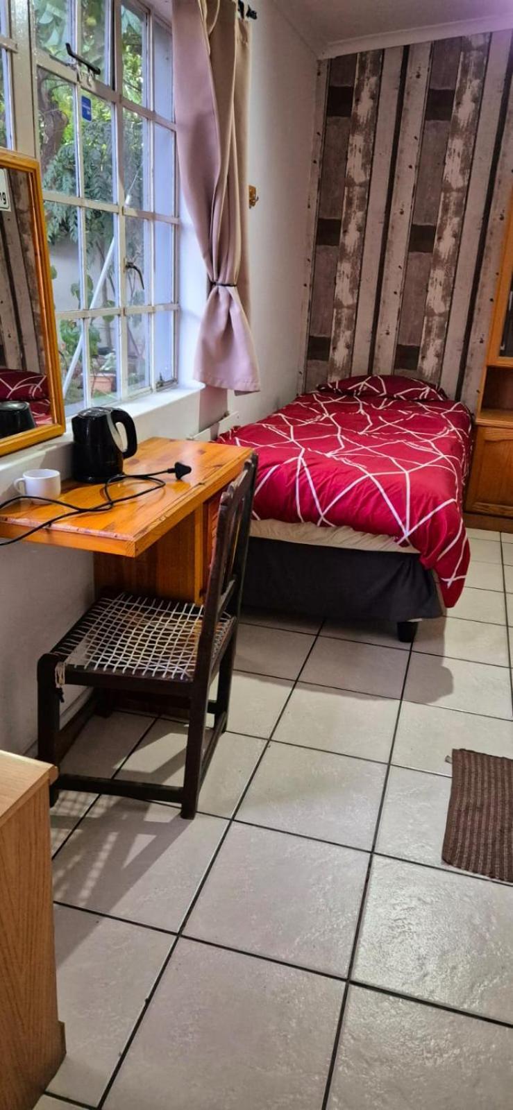 Keedols Inn&Backpackers Knysna Exterior foto